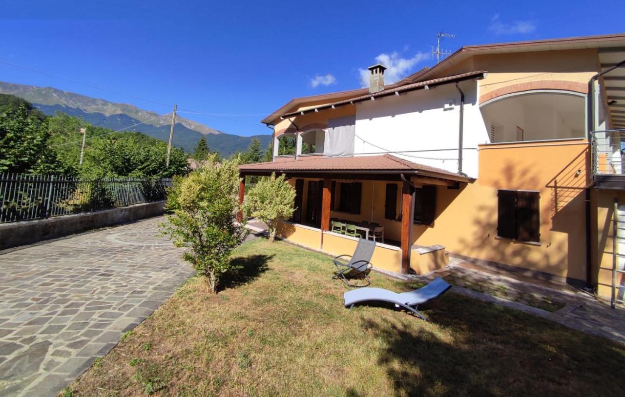 Il Golfarone Bed & Breakfast Villa Minozzo Exterior photo